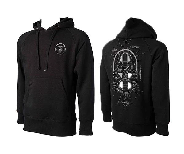 Trakker Limited Edition Artist Series: On The Beaten Track Clothing